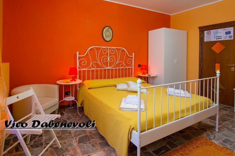 B&B Eraclio Suite Барлетта Екстер'єр фото