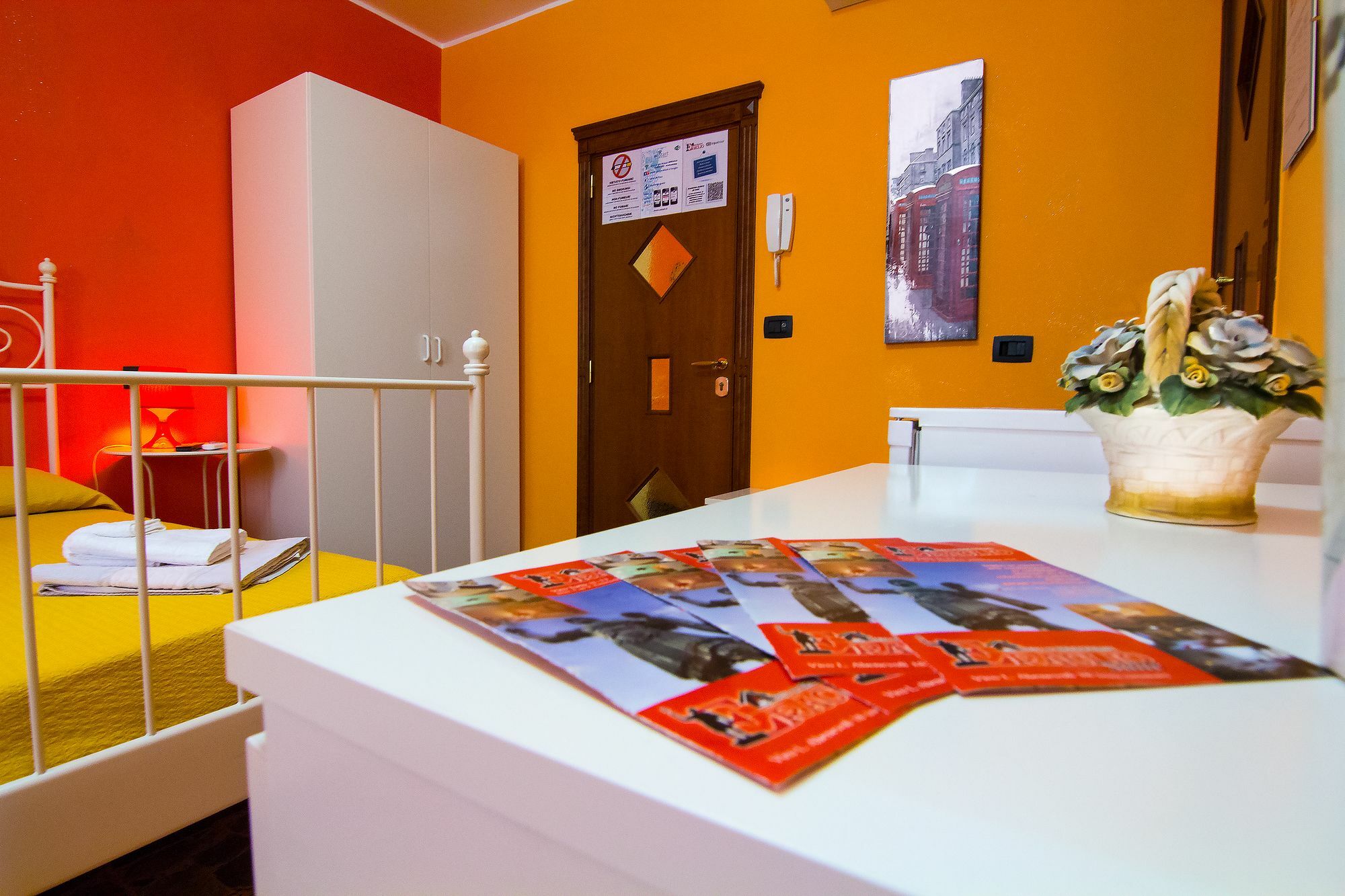 B&B Eraclio Suite Барлетта Екстер'єр фото
